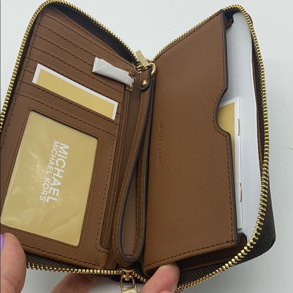 Michael Kors Jet Set Travel Phone Wallet Wristlet - Picture 13 of 16